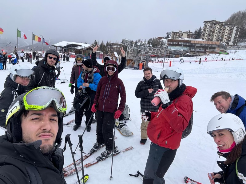 Team ski Peaks Med
