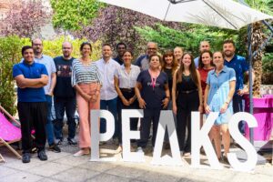 Photos d'un groupe de Peaksiens